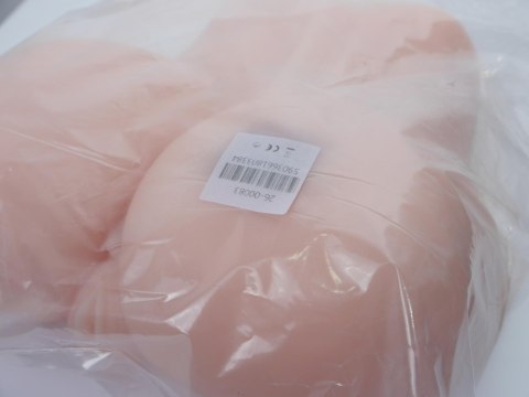 Masturbator wibrujący realistyczny XXL z pochwą i pośladkami 27 cm