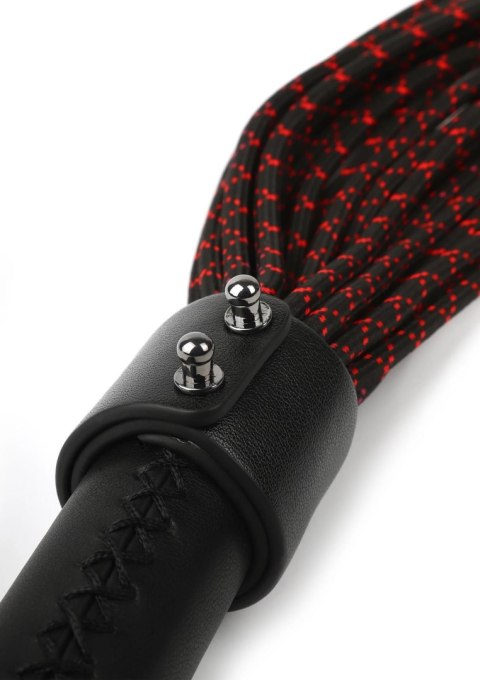 Skórzany flogger z supłami Hidden Desire 55 cm czarno czerwony